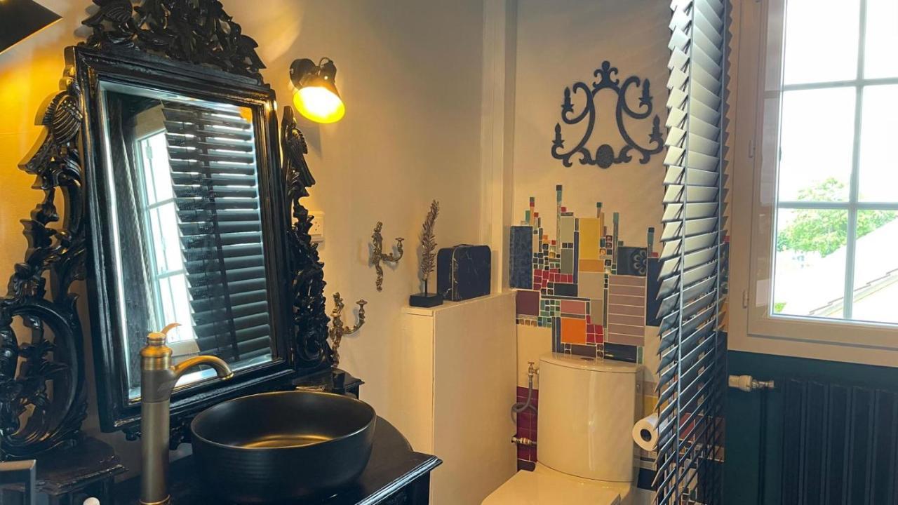 Bed and Breakfast Les Nuits Victoriennes Saint-Germain-du-Corbeis Esterno foto